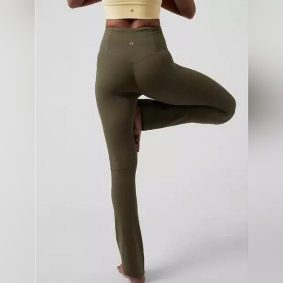 VGUC Athleta Elation Straight Leg Pants Olive Green Small - Picture 2 of 15